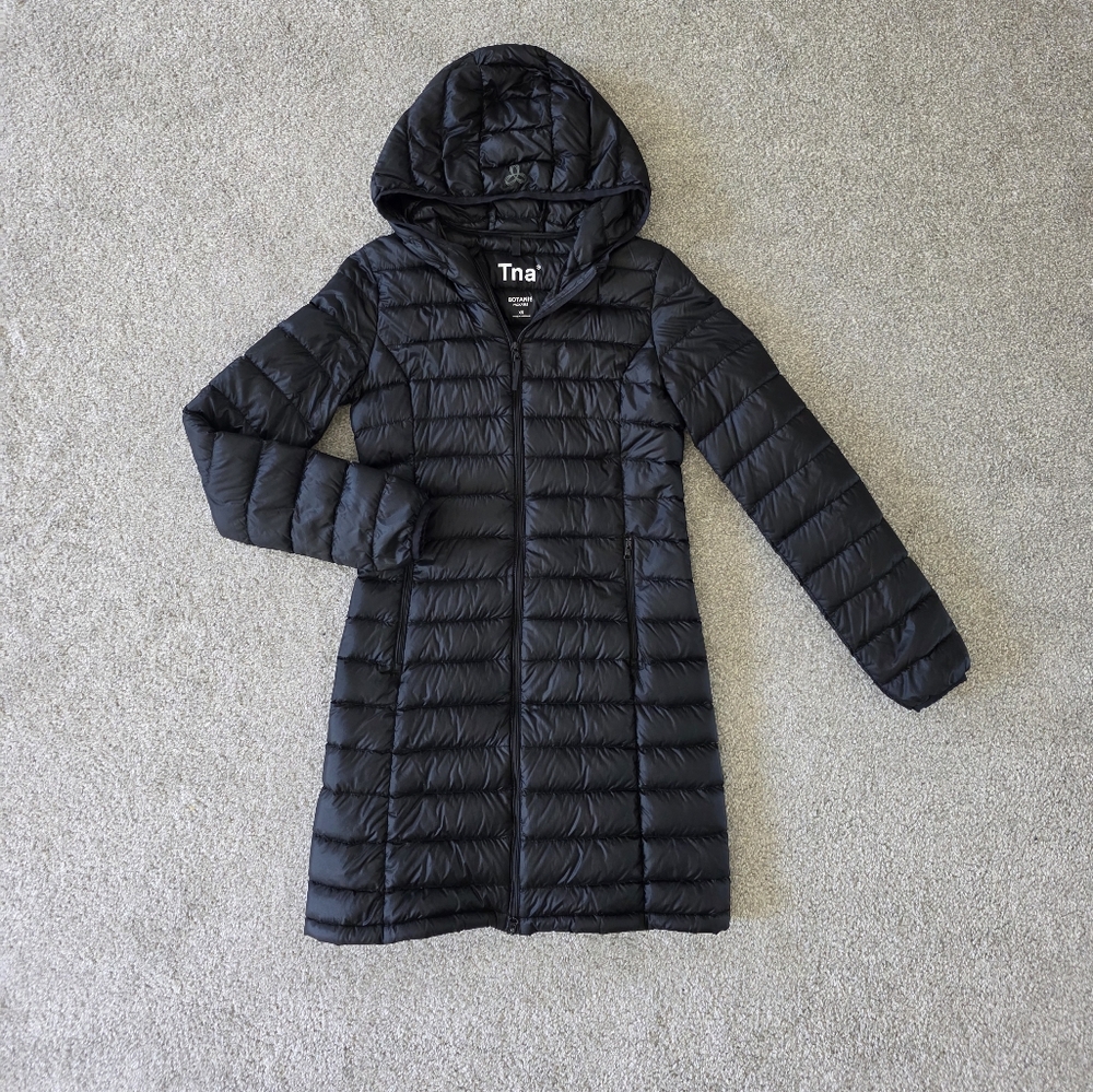 Aritzia Puffer Coat